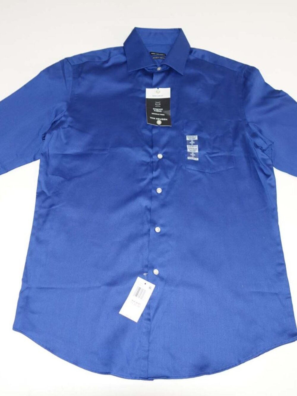 Van Heusen Men's Dress Shirt 15 - 32 / 33 NWT Long Sleeves Blue Regular Fit